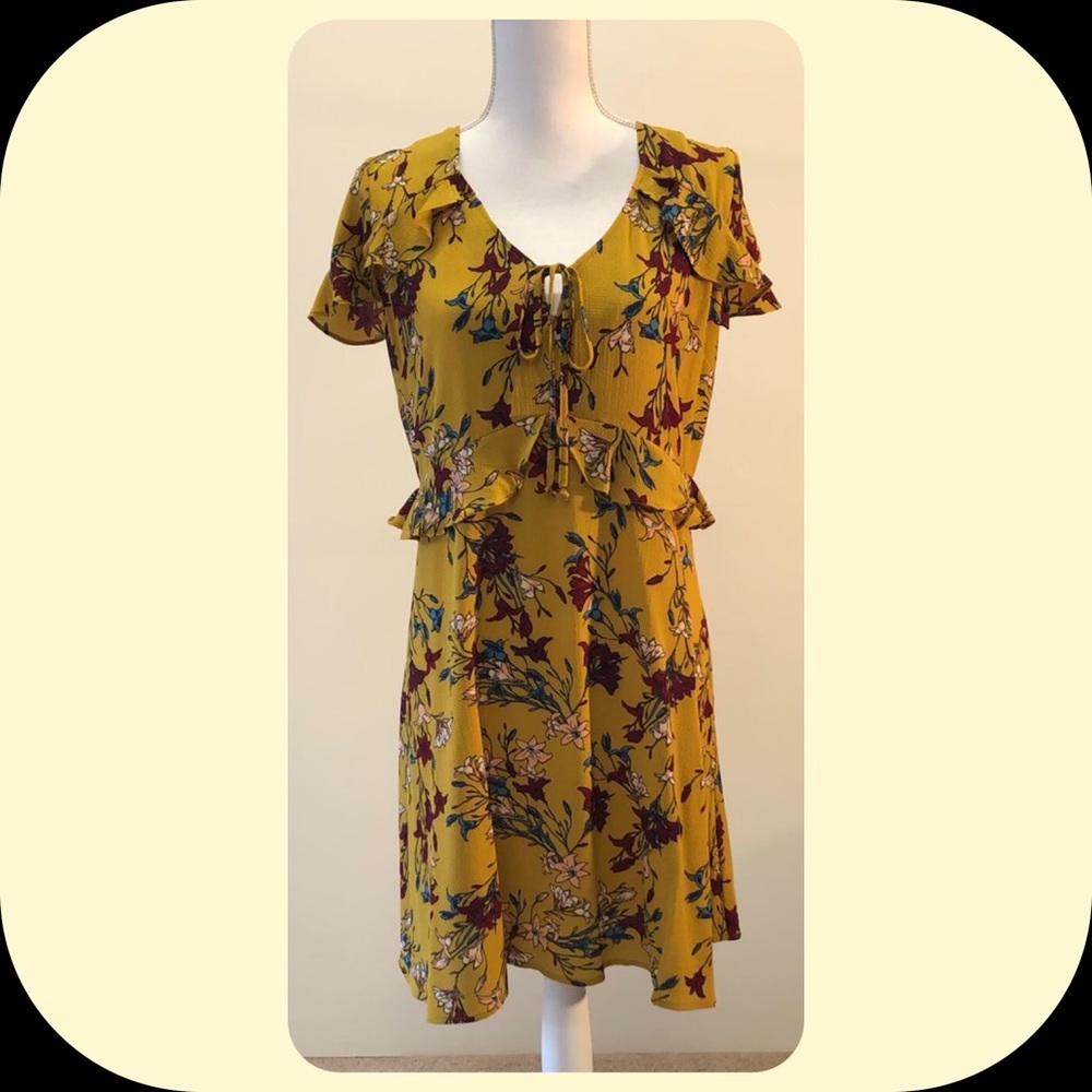 Womens Gold/Mustard Floral Print Dress.